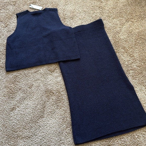 NWT White + Warren Cashmere Ribbed Shell Tank and Midi Pencil Skirt Set Navy - Picture 3 of 10